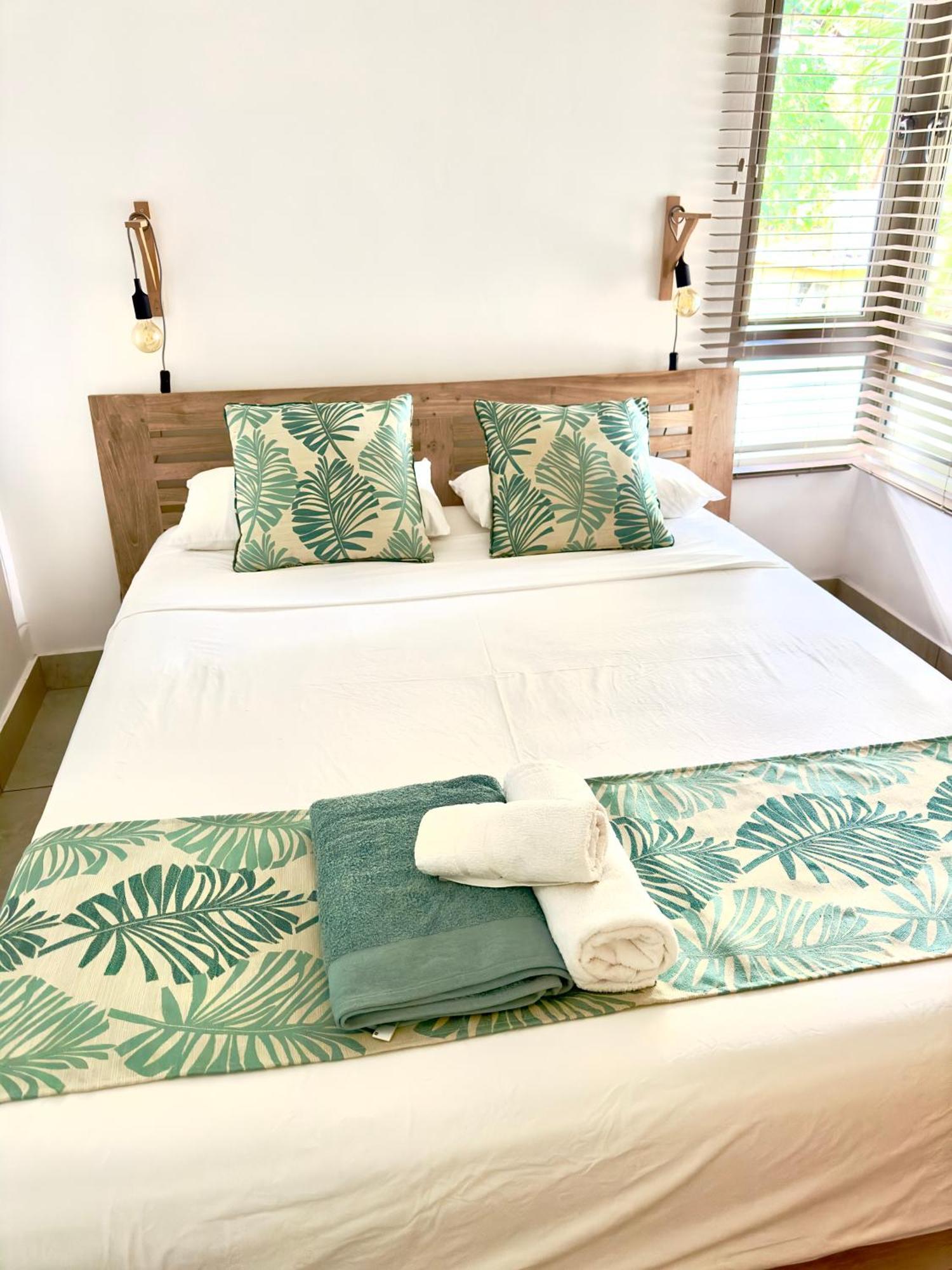 Appartement De Luxe Sur La Plage Riambel Exteriör bild